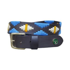 Bruine poloriem met koperen gesp en licht blauw, crème en geel waxgaren