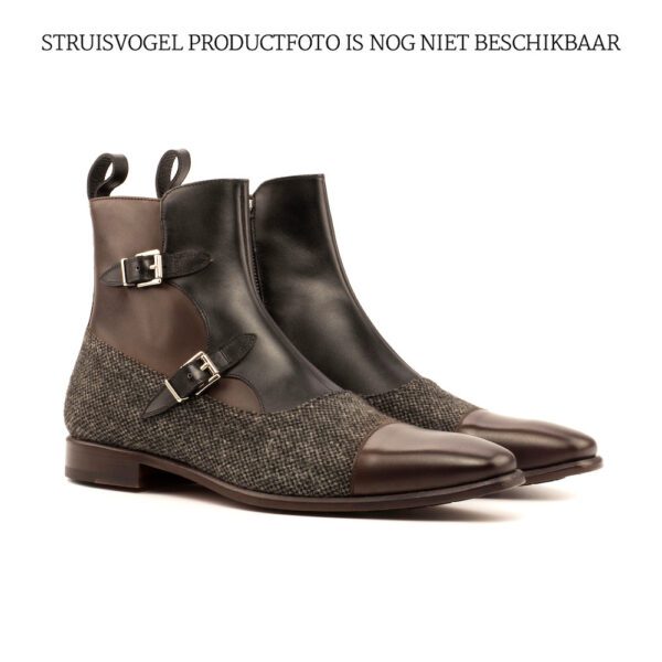 Herenlaars met 2 zilverkleurige gespen uitgevoerd in bruin nailhead en bruin kalfsleer.