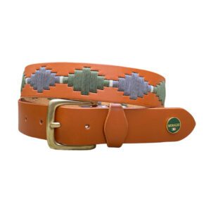 Cognackleurige riem met grijs, olijfgroen en creme garen