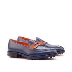 navy en cognac kalfsleer voor deze golf loafers