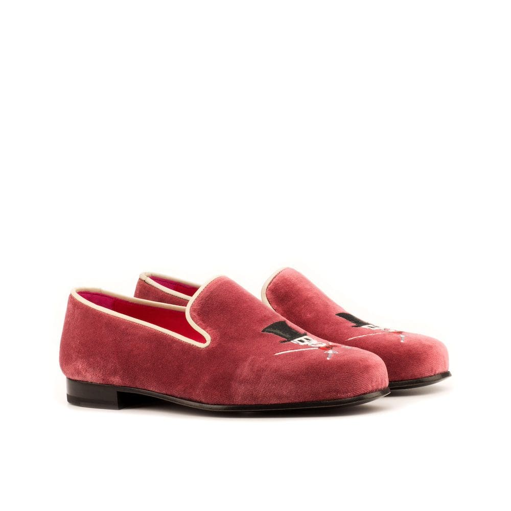 Slipper in rose rood velvet met borduursel