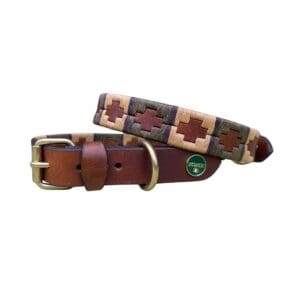 Donker cognac polo halsband met zandkleurig en olijf wax garen. Afgewisseld door een donkerbruine verticale streep