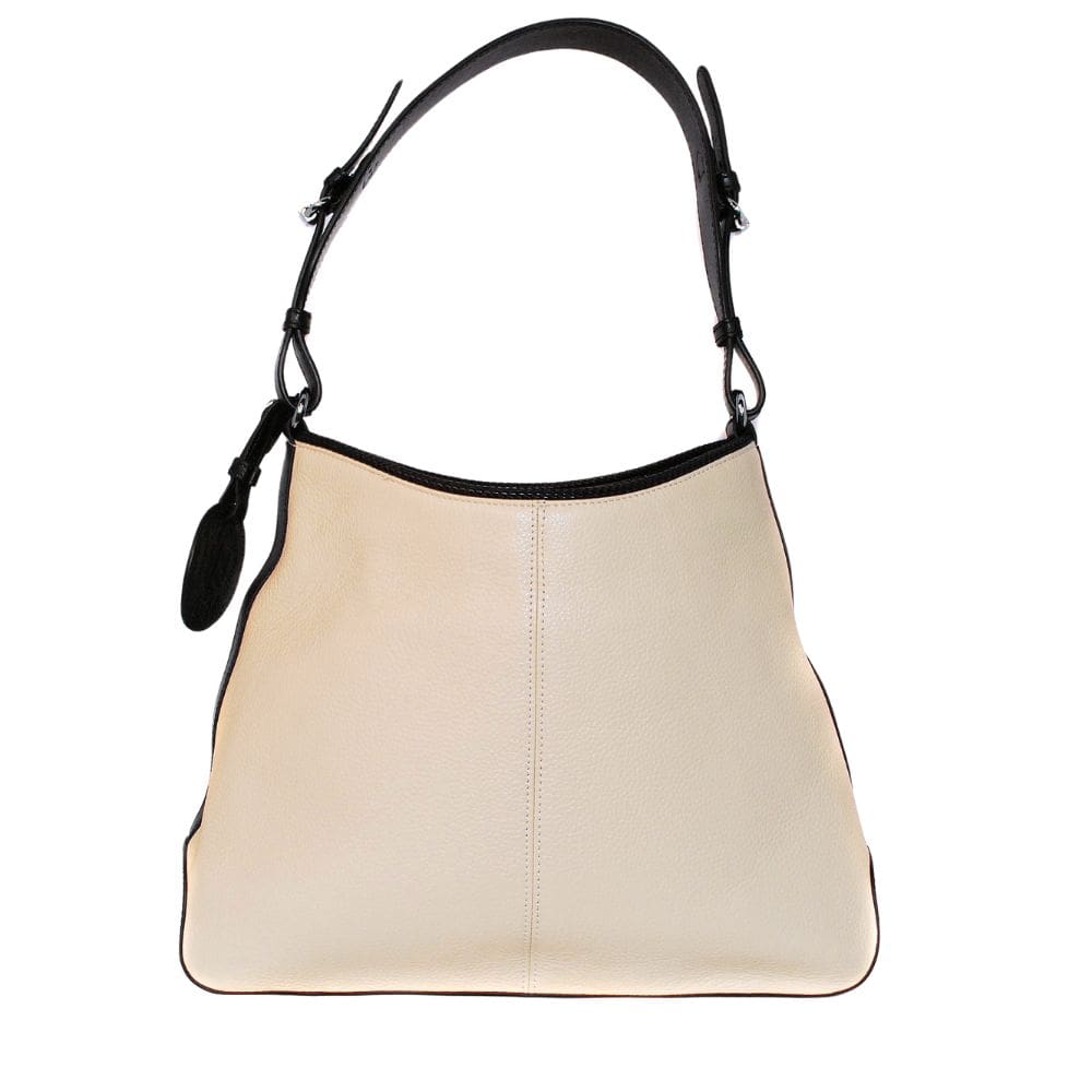 Achteraanzicht van de ivoorkleurige leren tote bag