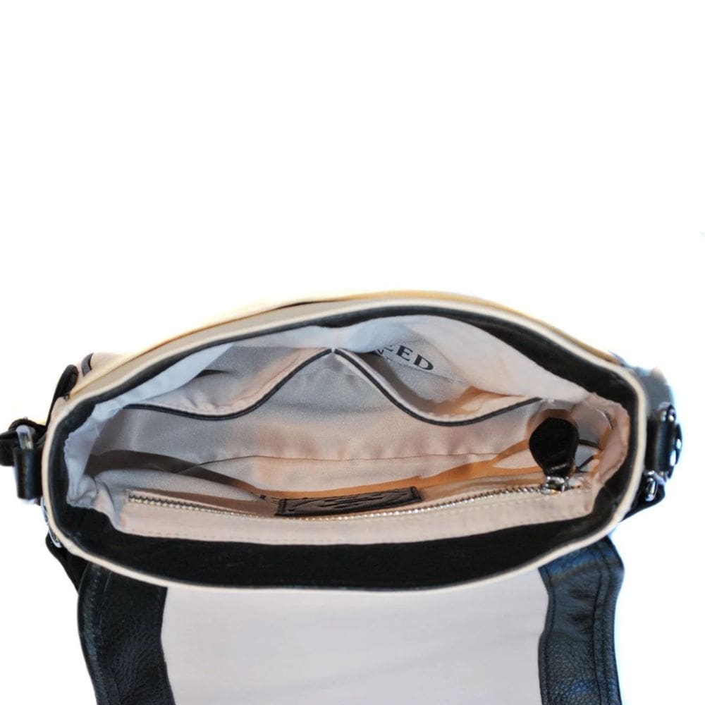 Binnenkant van de Camden crossbody schoudertas